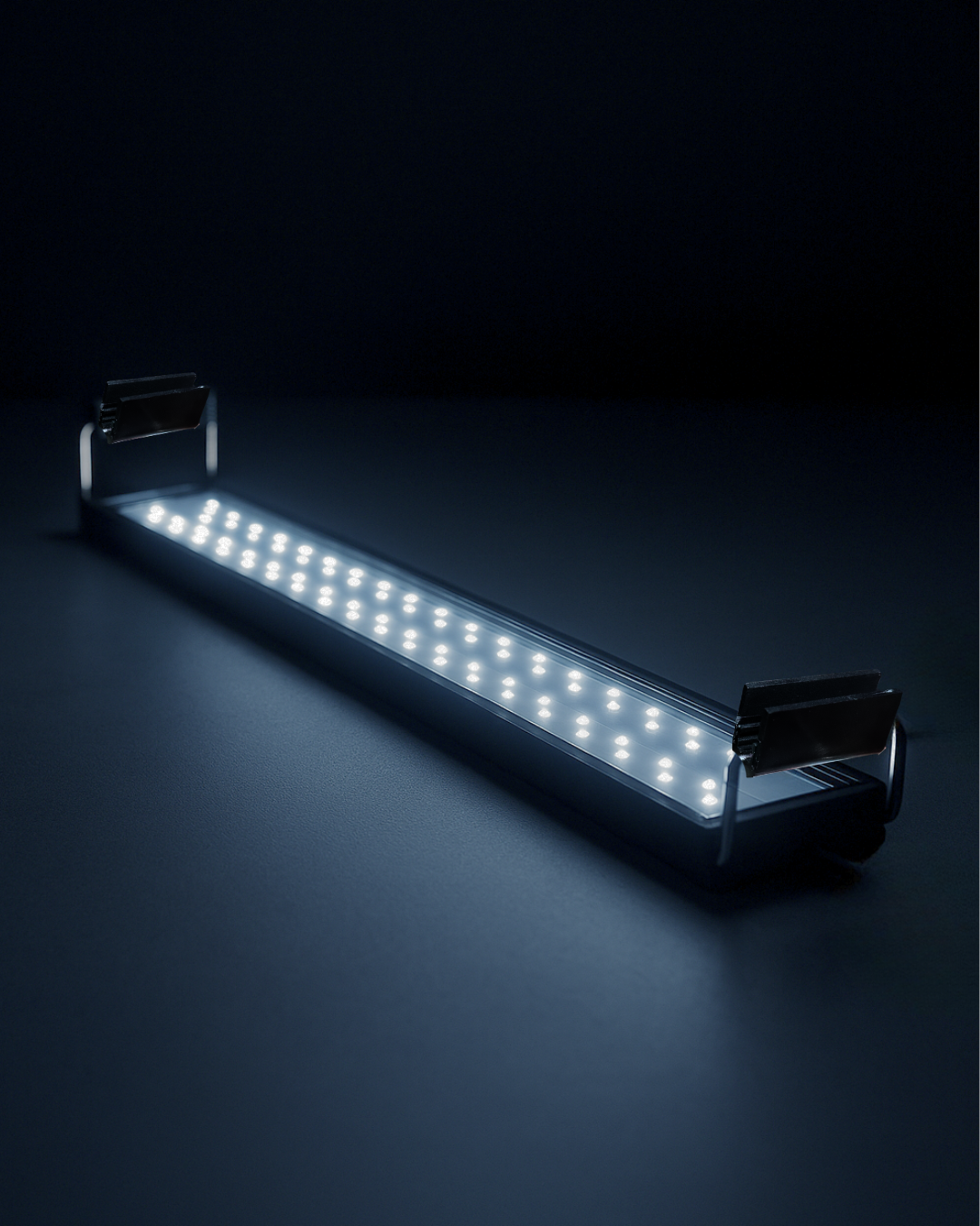 SKRw LUMINARIA LED BLACK SLIM 40 a 45CM 15W FULL BV